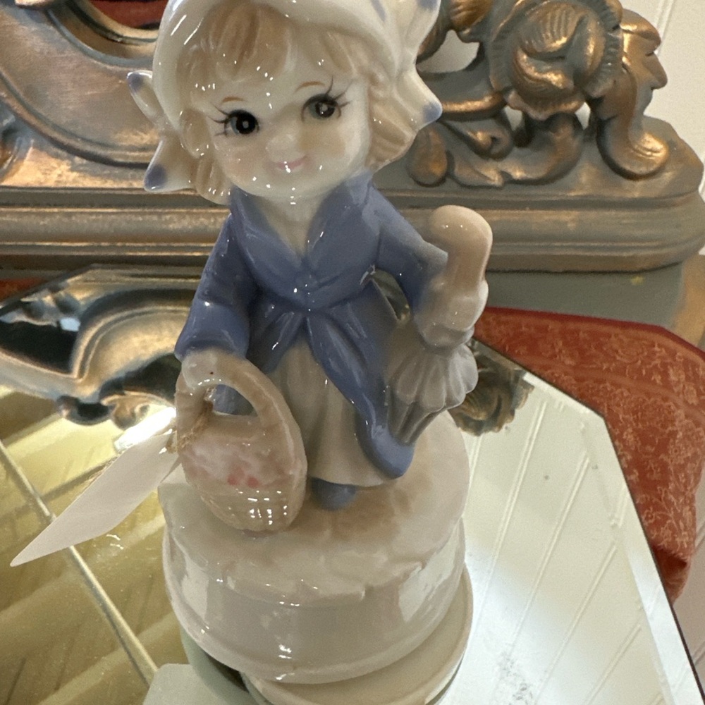 Porcelain Music Box